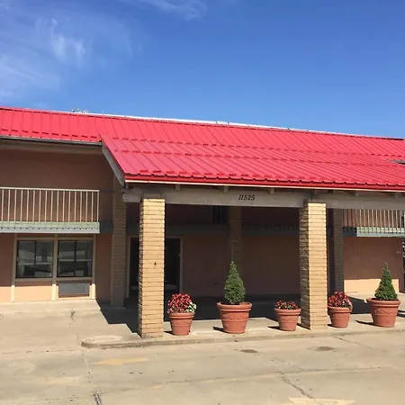 Travelodge By Wyndham Tulsa